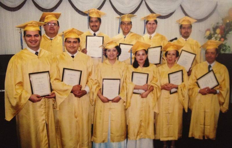 Clase graduanda 2002